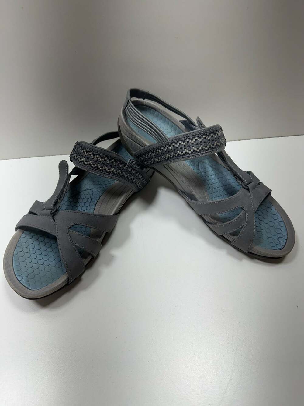 Baretraps Dalton Women’s Sandsls 10M Blue Gray Adjustable Strap Hiking Outdoors